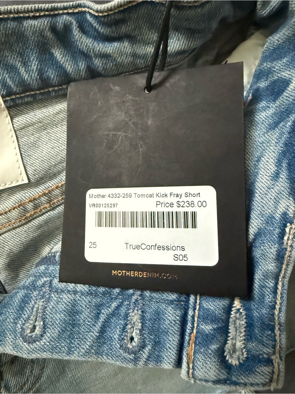MOTHER True Confessions- Size 25 Denim Cutoff Shorts - Picture 2 of 8